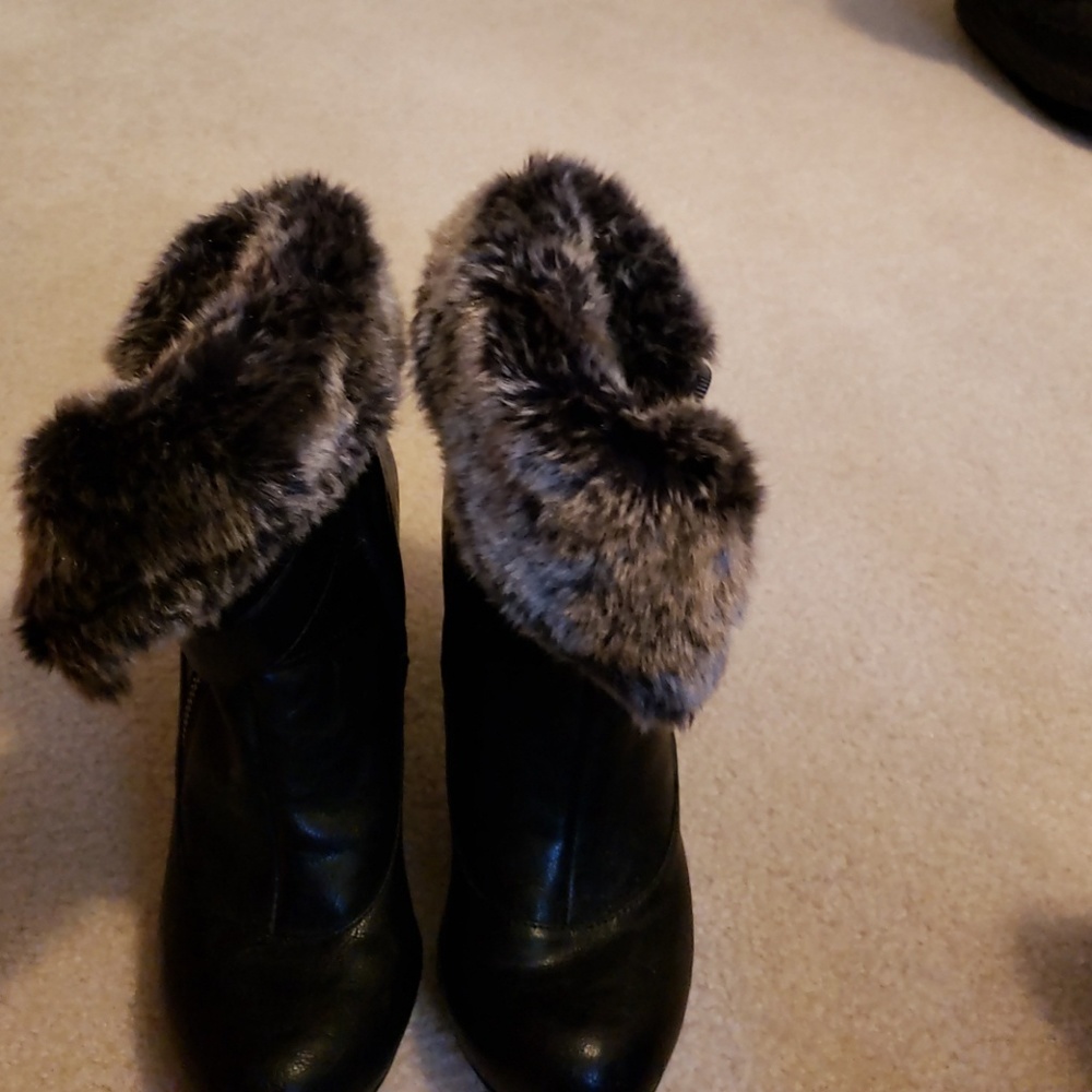 Merona black booties